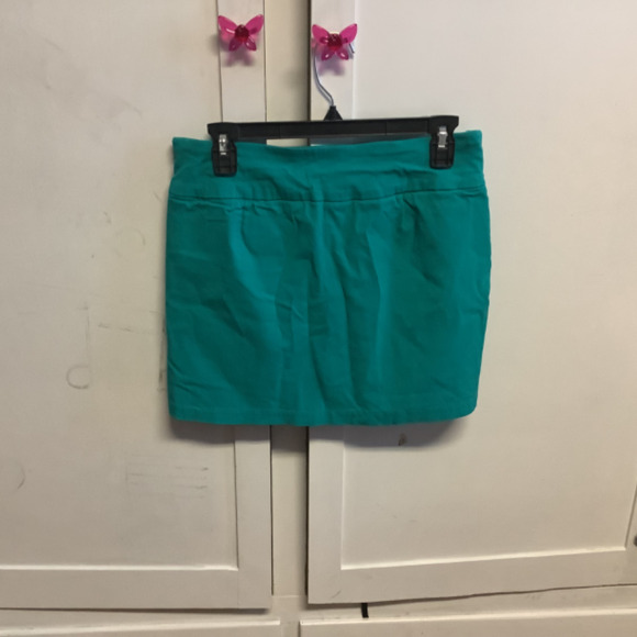 Skort - Picture 2 of 5